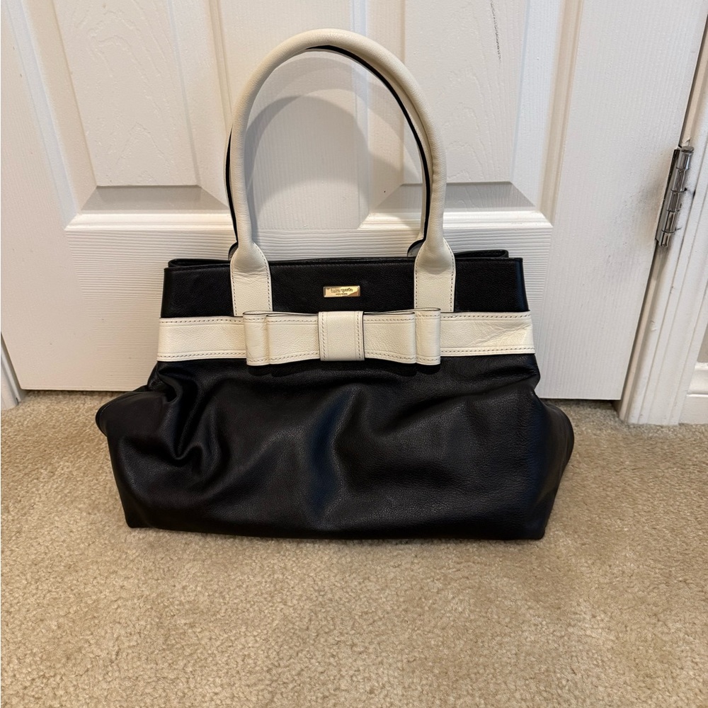Kate Spade Black and Cream Shoulder Bag